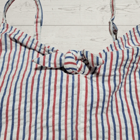 Vineyard Vines Fireworks Stripe Seersucker Romper - Picture 3 of 8
